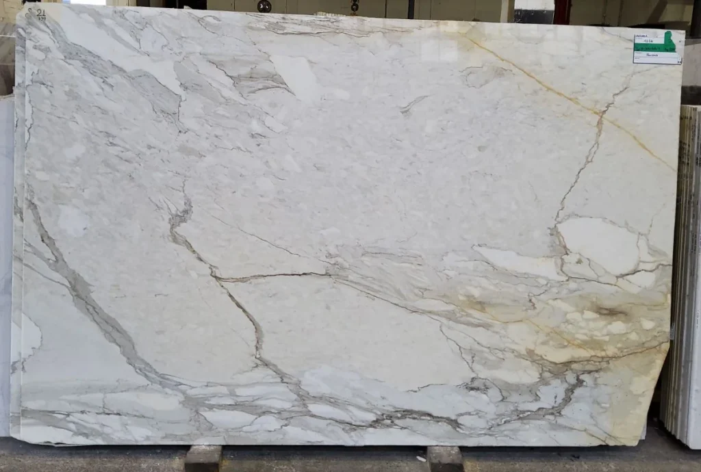 Calacatta Gold (CAL-5)